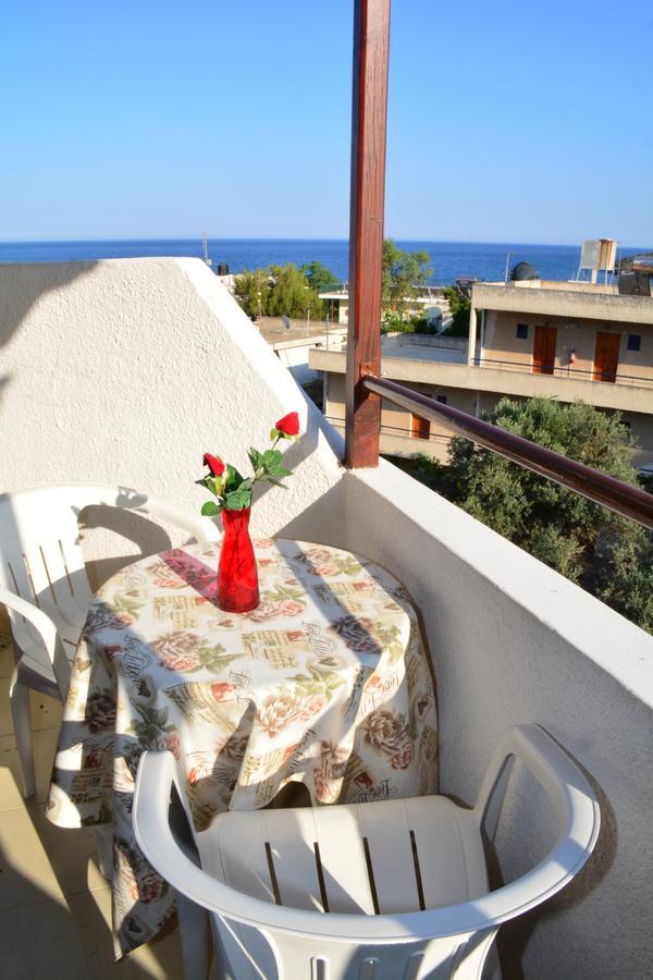 Agia Marina  Voula Apartments מראה חיצוני תמונה