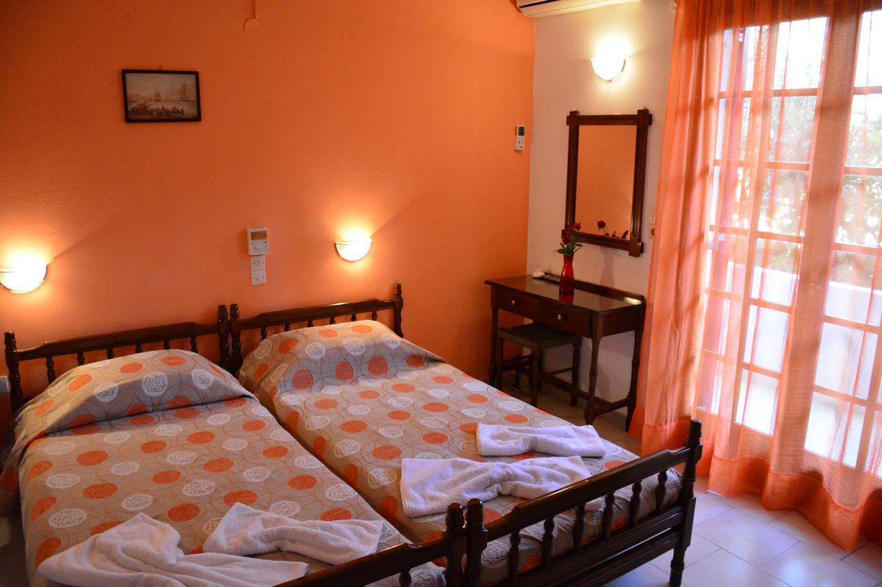 Agia Marina  Voula Apartments מראה חיצוני תמונה