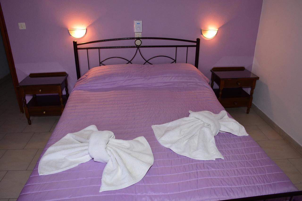 Agia Marina  Voula Apartments מראה חיצוני תמונה