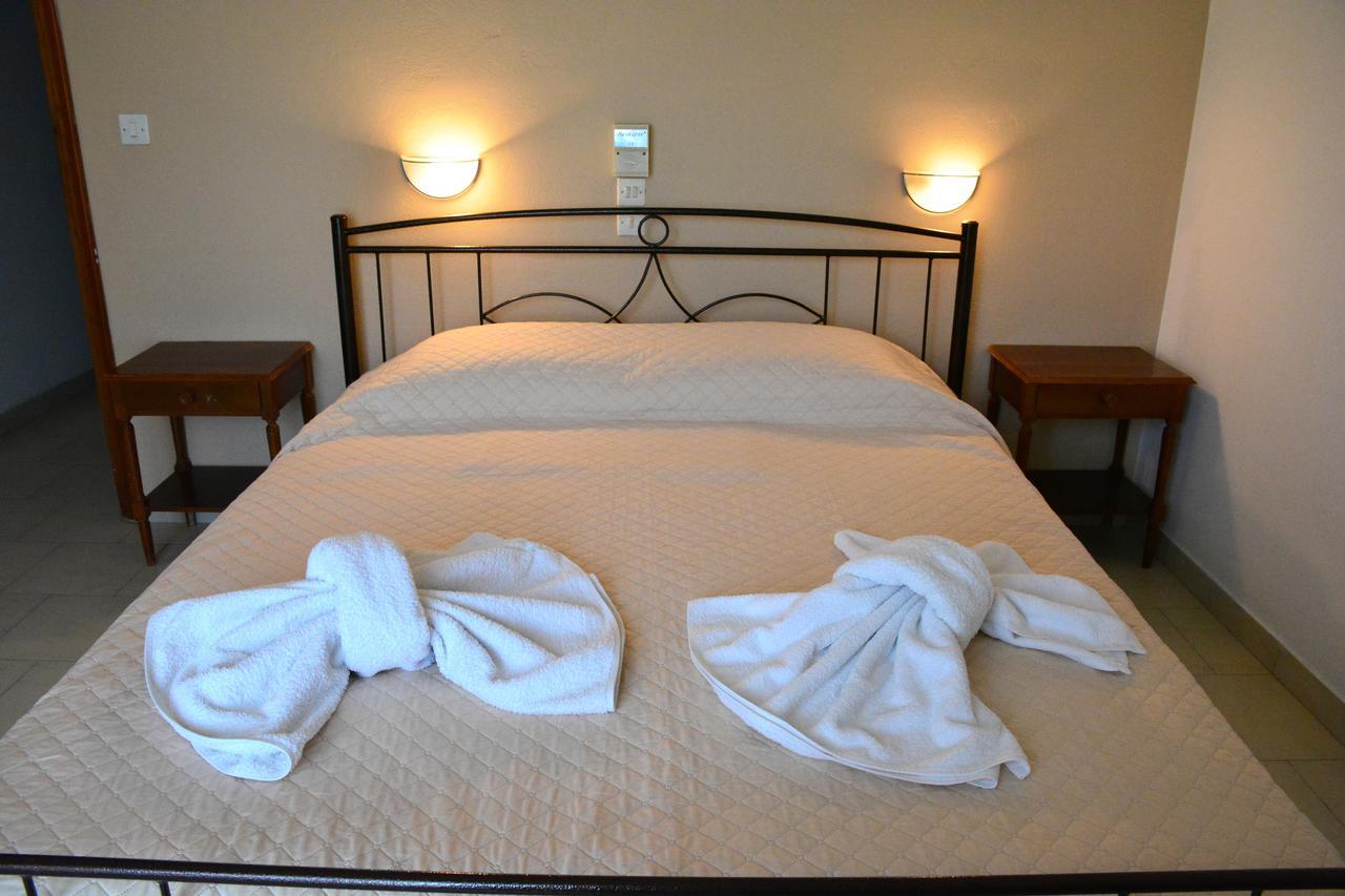Agia Marina  Voula Apartments מראה חיצוני תמונה